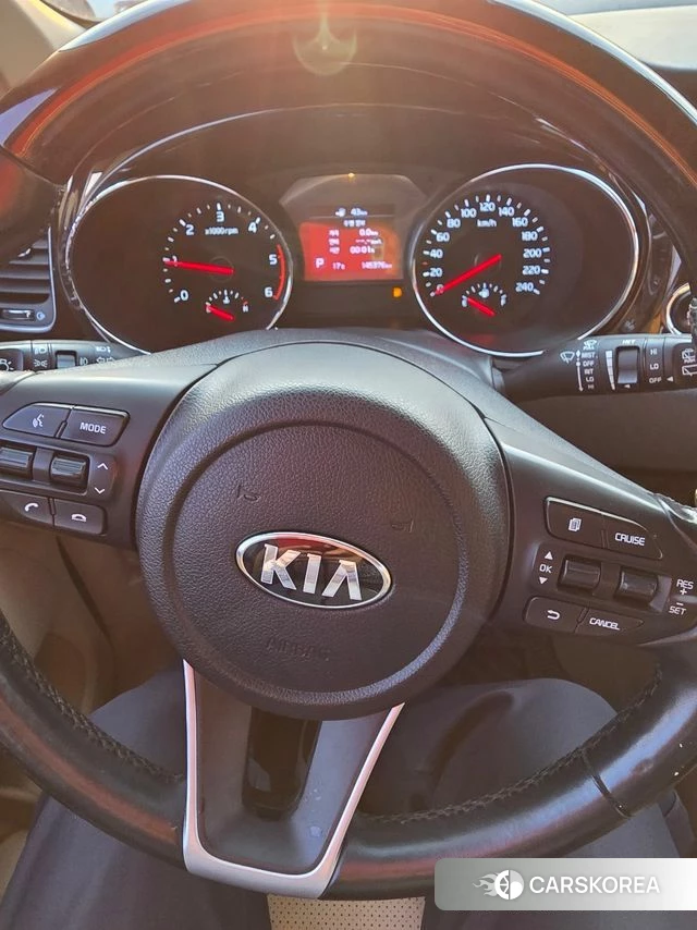 Kia The New Carnival id 3828894 из Кореи 7