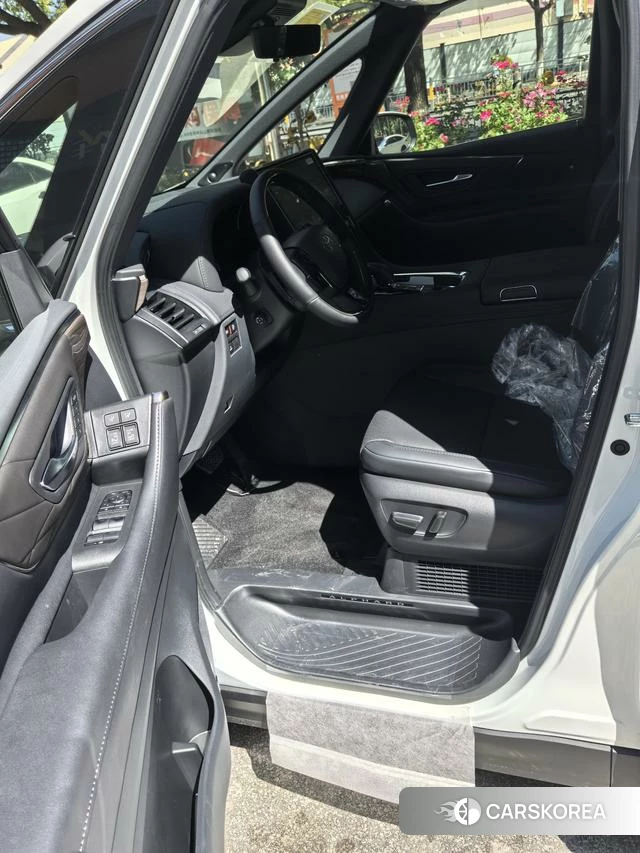 Toyota Elfa id 4301094 из Китая 7