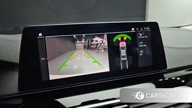 BMW 5 Series (G30) id 3742061 из Кореи 7