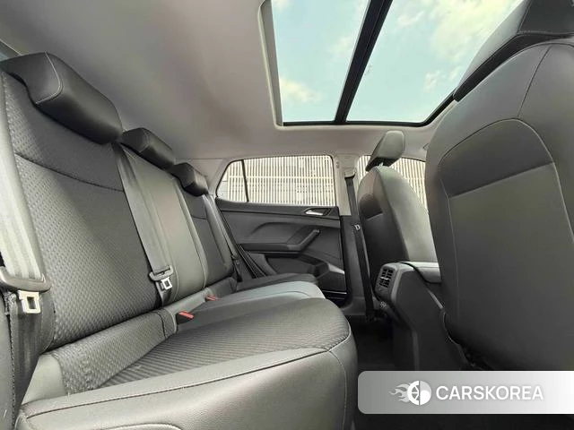 Volkswagen Exploring the shadow id 4259880 из Китая 7