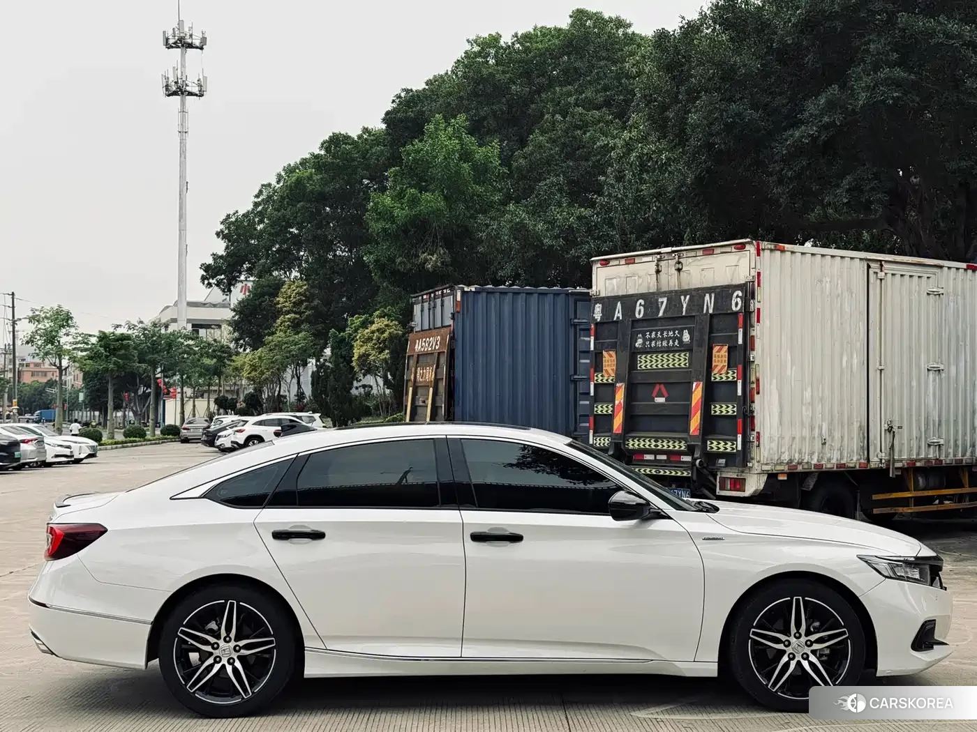 Honda Accord id 4548100 из Китая 7