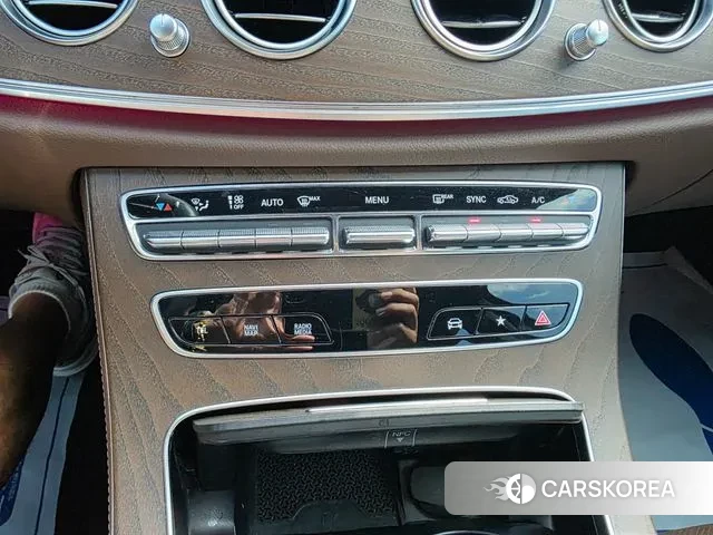 Mercedes-Benz E-Class W213 id 3007520 из Кореи 7