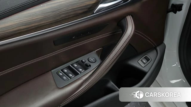 BMW 5 Series (G30) id 4596375 из Кореи 7