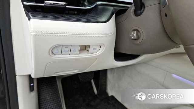 Genesis G90 (RS4) id 3891227 из Кореи 7