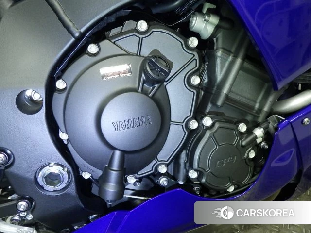 Yamaha YZF-R1 id 4182805 из Японии 7
