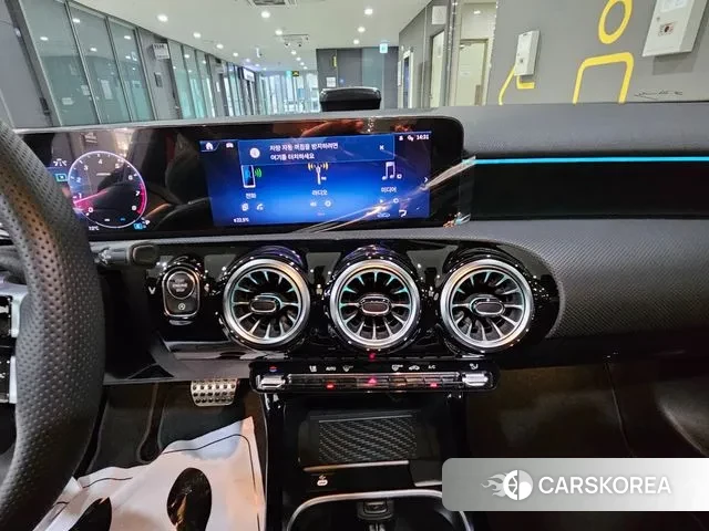 Mercedes-Benz A-Class W177 id 3426173 из Кореи 7