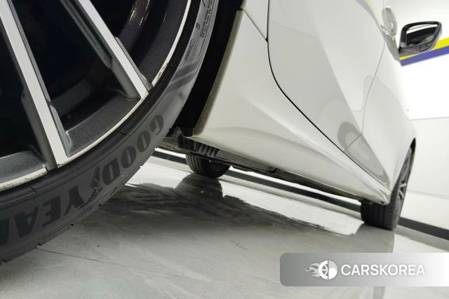 BMW 3 series id 4240941 из Китая 7