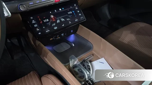 Hyundai Grandeur Hybrid (GN7) id 2884179 из Кореи 7