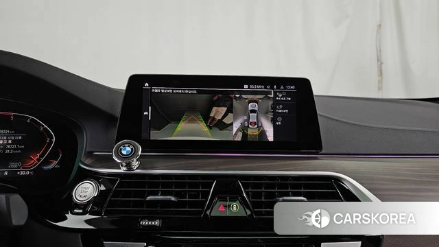 BMW 5 Series (G30) id 4683975 из Кореи 7