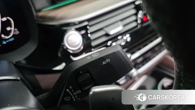 BMW 5 Series (G30) id 3577796 из Кореи 7