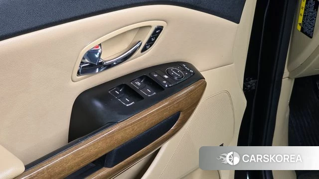 Kia All New Carnival id 3943114 из Кореи 7