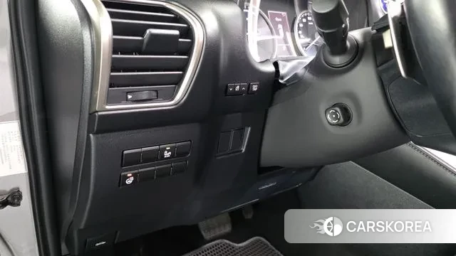 Lexus NX300h id 3617299 из Кореи 7