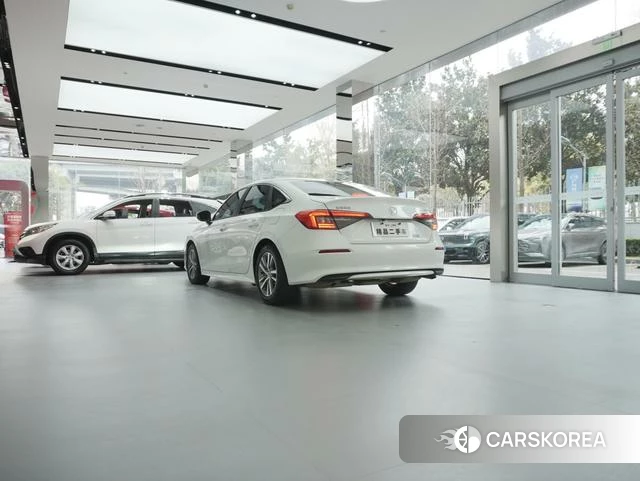 Honda Civic id 4261333 из Китая 7