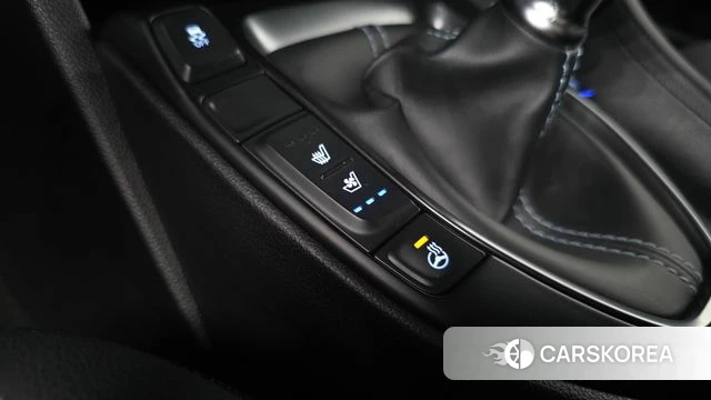 Hyundai Veloster (JS) id 4284870 из Кореи 7