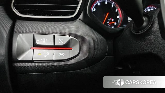 Hyundai Veloster (JS) id 3899847 из Кореи 7