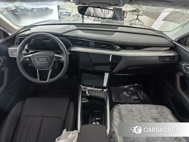 Audi e-tron id 3920664 из Китая 7