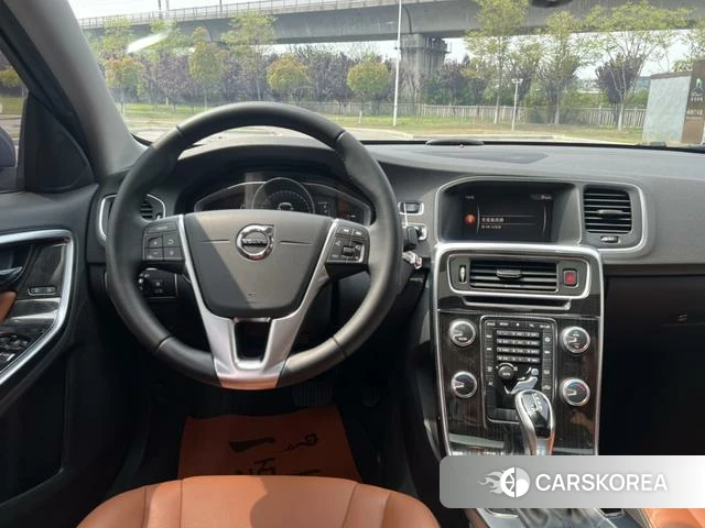 Volvo S60 id 4209514 из Китая 7