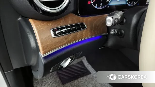 Mercedes-Benz E-Class W213 id 3766268 из Кореи 7