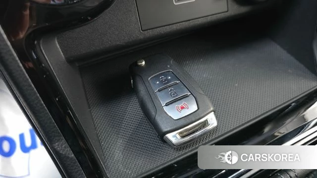Ssangyong Beautiful Korando id 4457349 из Кореи 7