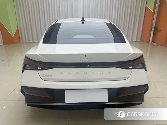 Hyundai Elantra id 4218739 из Китая 7