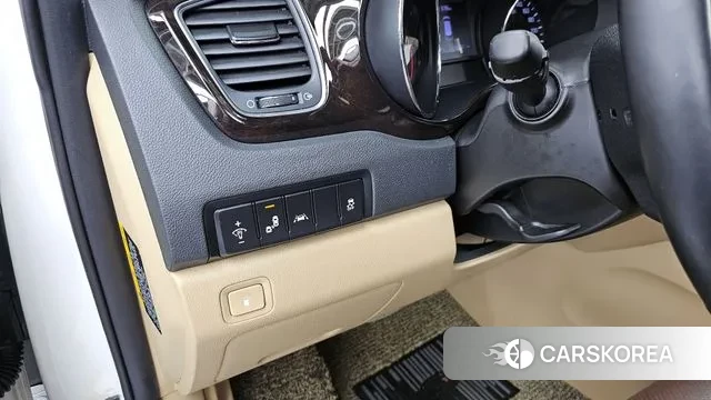 Kia The New Carnival id 3038691 из Кореи 7