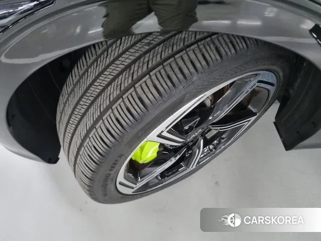 Kia EV6 id 3043078 из Кореи 7