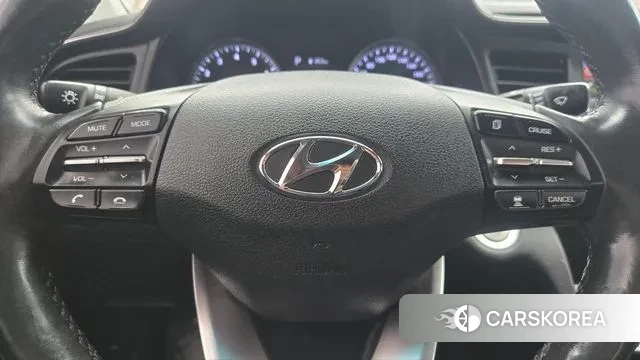 Hyundai The New Avante AD id 3789302 из Кореи 7