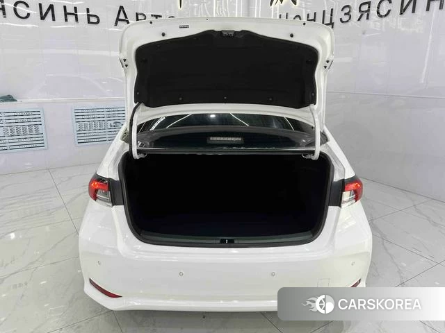 Toyota Corolla id 4273528 из Китая 7