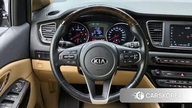 Kia The New Carnival id 3656402 из Кореи 7