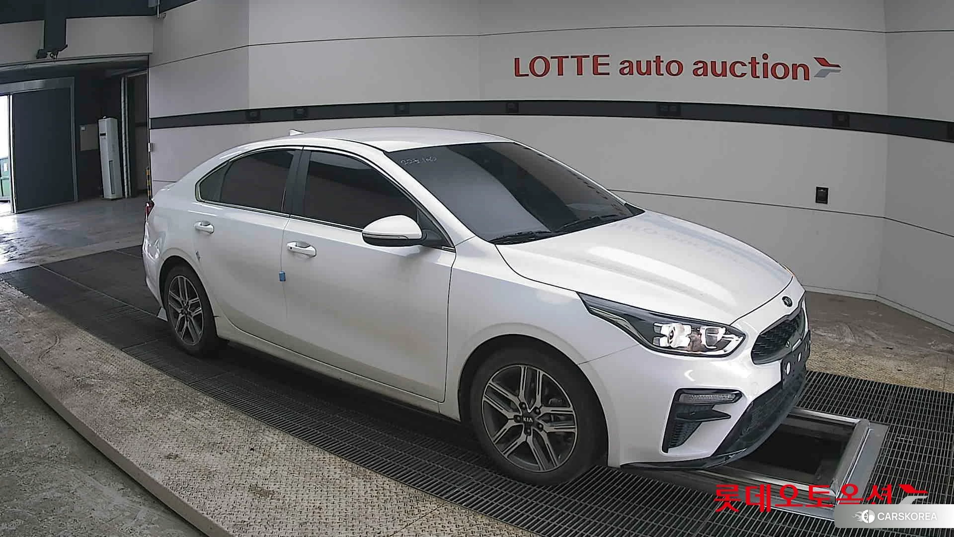 Kia K3 id 3888389 из Кореи 7