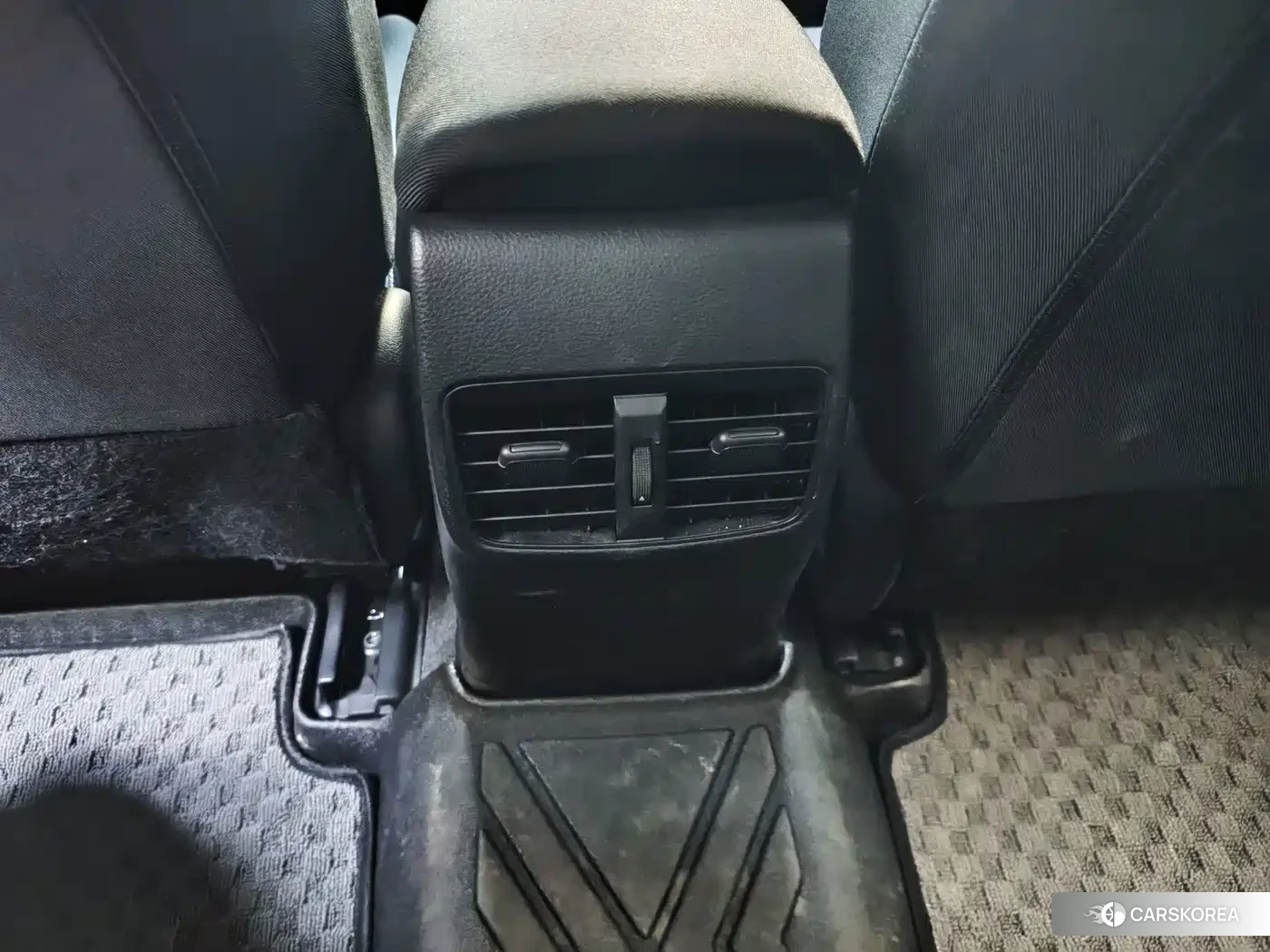 Toyota Corolla id 4649387 из Китая 7