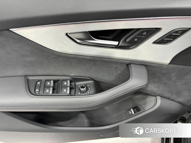 Audi Q7 (4M) id 3963427 из Кореи 7
