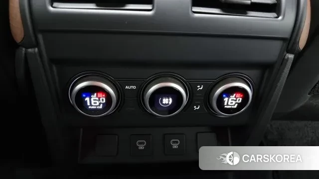 Land Rover Defender (L663) id 2899868 из Кореи 7