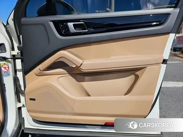 Porsche Cayenne (PO536) id 3709139 из Кореи 7