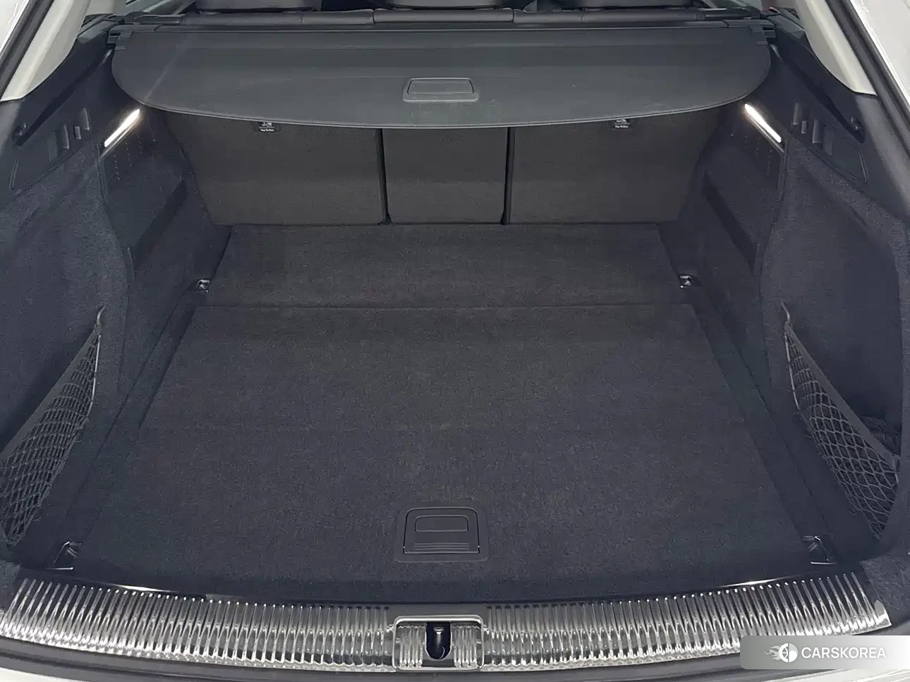 Audi Q5L id 4629101 из Китая 7