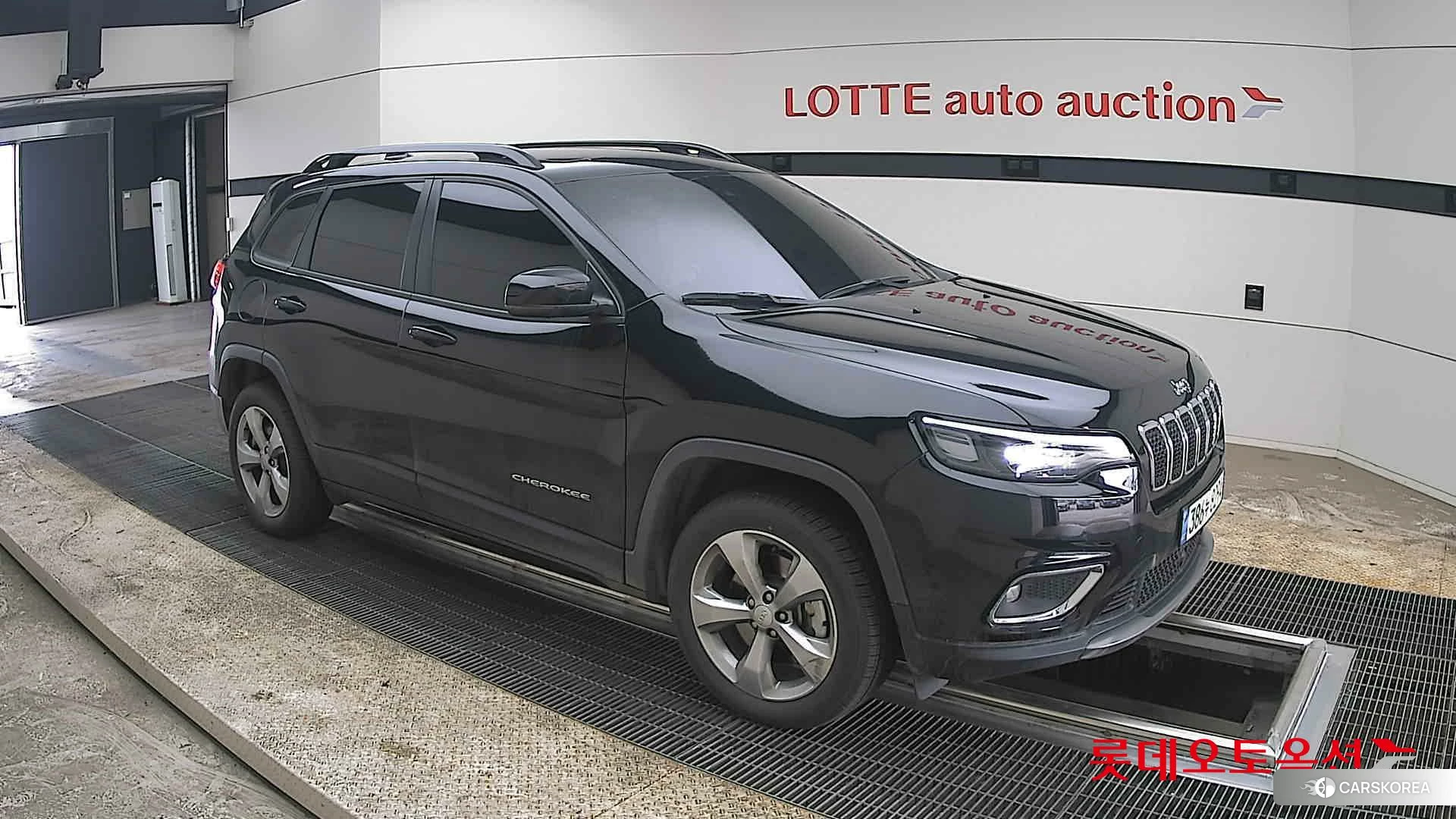 Jeep Straw Cherokee 2.4 AWD id 3875654 из Кореи 7