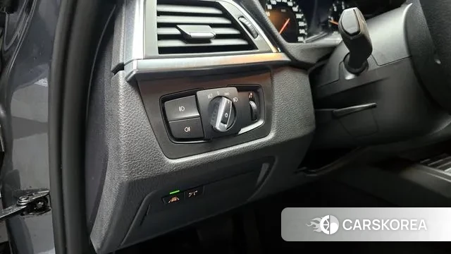 BMW 3 Series (F30) id 3531119 из Кореи 7