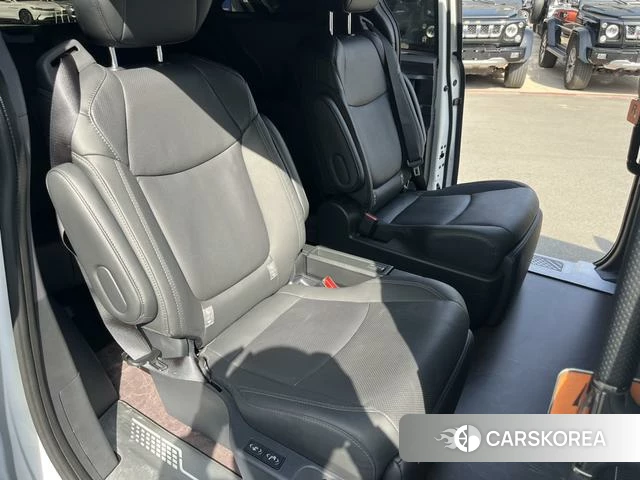 Toyota Saina id 4276923 из Китая 7