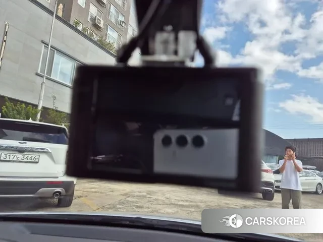 Hyundai Avante AD id 3265466 из Кореи 7