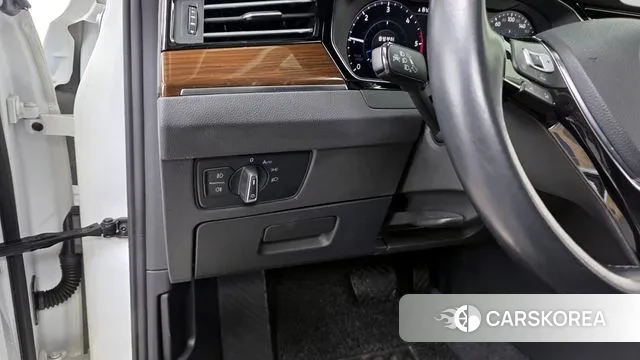 Volkswagen Passat GT (B8) id 3682591 из Кореи 7