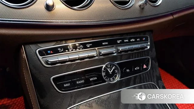 Mercedes-Benz E-Class W213 id 3592809 из Кореи 7