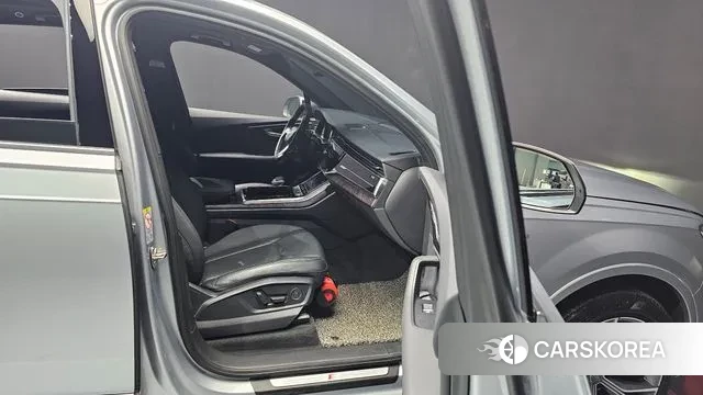 Audi Q7 (4M) id 2990753 из Кореи 7