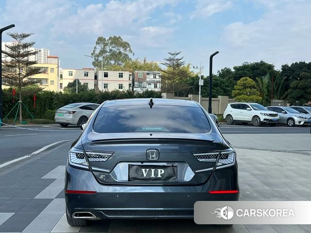 Honda Accord id 4299499 из Китая 7