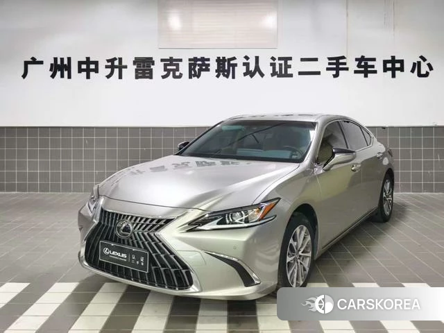 Lexus ES id 4220910 из Китая 7