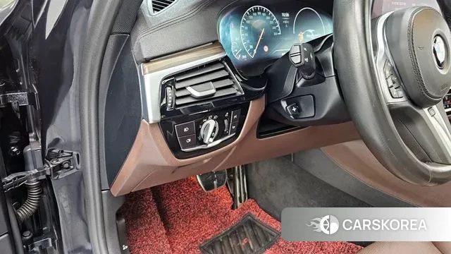 BMW 5 Series (G30) id 3494300 из Кореи 7