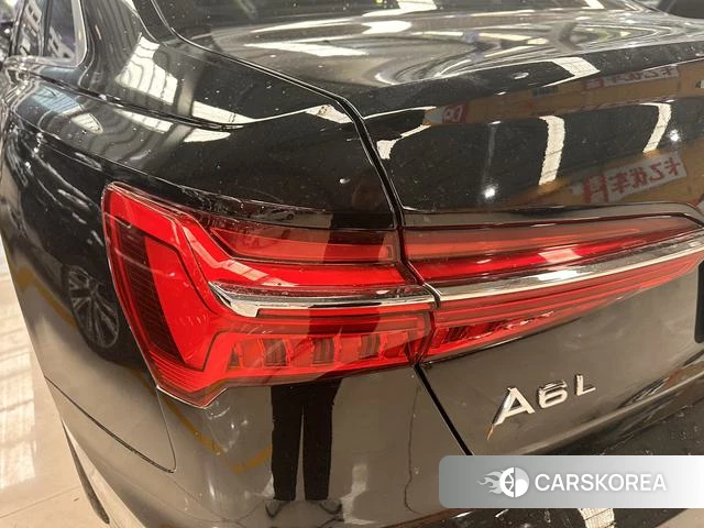 Audi A6L id 4374550 из Китая 7