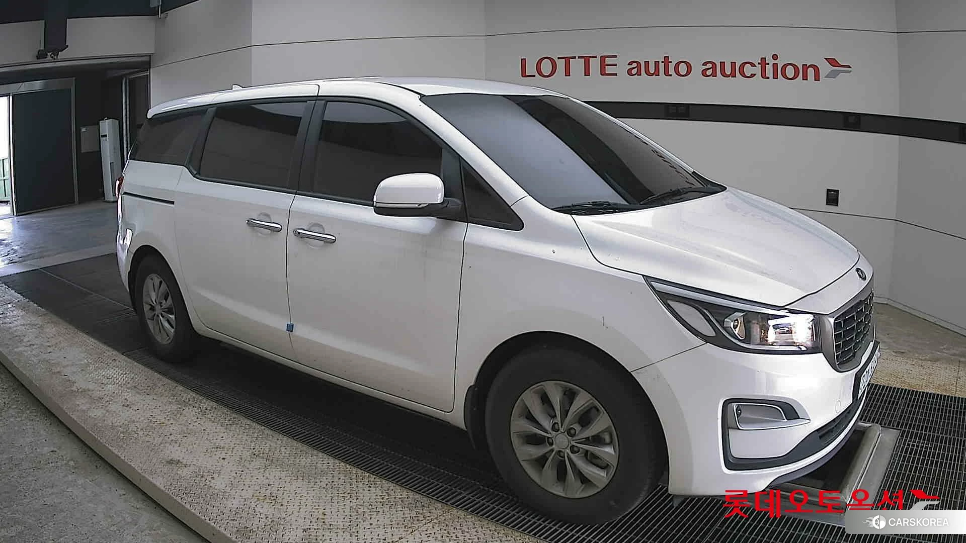Kia Carnival id 4312611 из Кореи 7