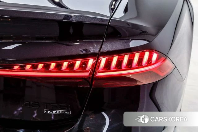 Audi A7L id 4275593 из Китая 7