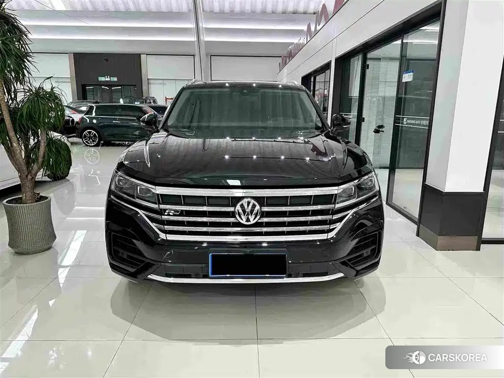 Volkswagen Touareg id 4546571 из Китая 7
