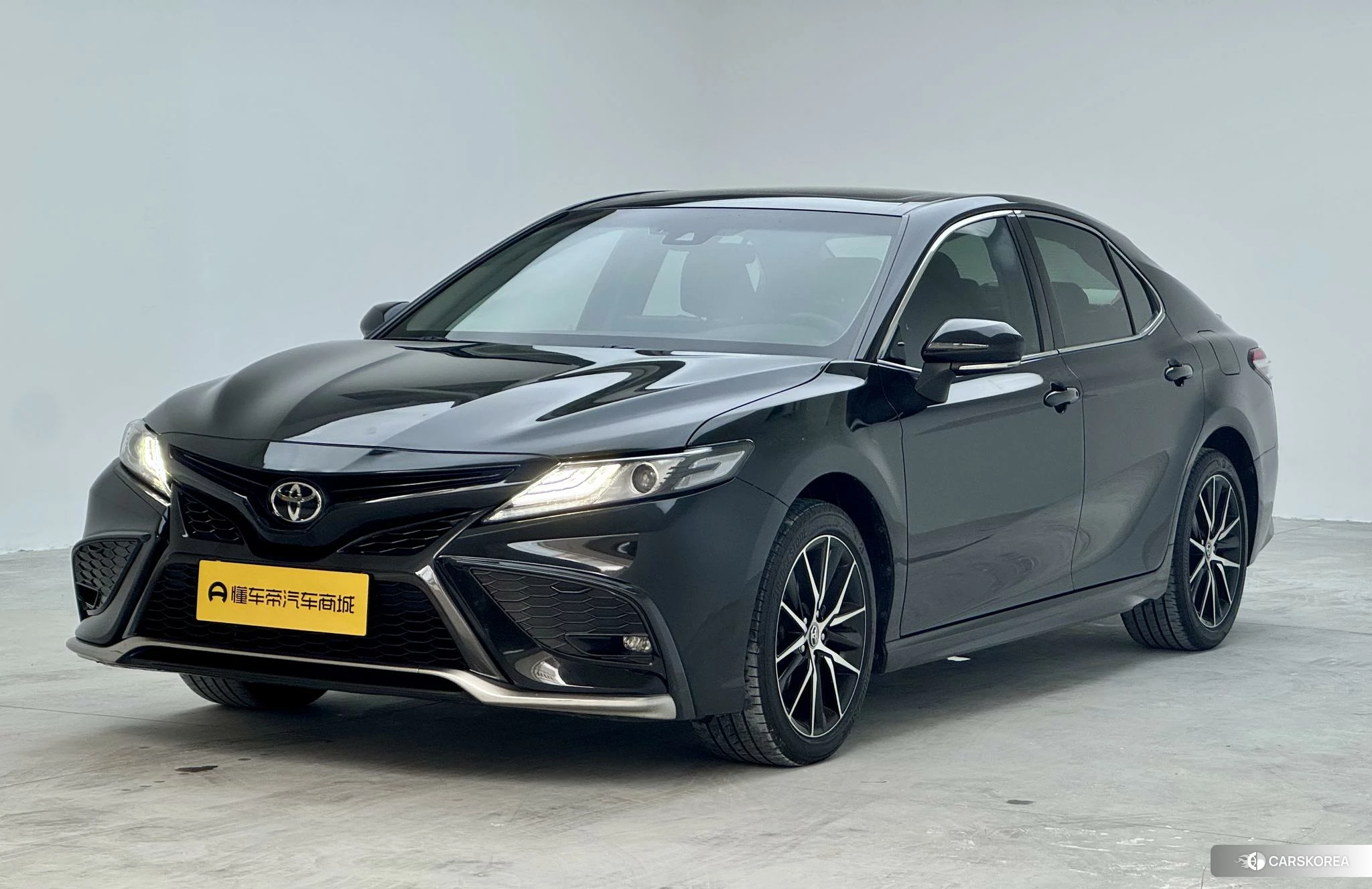 Toyota Camry id 4513771 из Китая 7